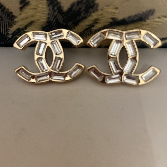 Authentic Chanel Earrings - Picture 5 of 5